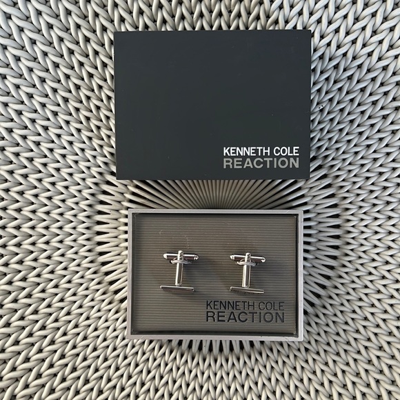 Kenneth Cole Reaction Cuff Links - Picture 3 of 4